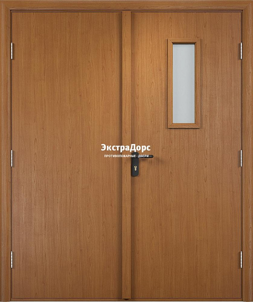 Двупольная противопожарная дверь ДМП-01-30 двухстворчатая со стеклом дуб